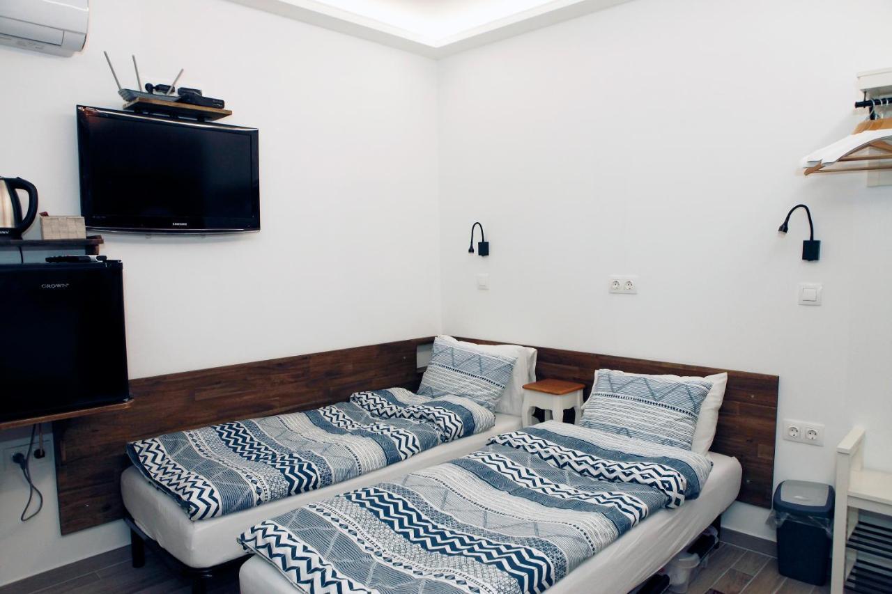 Sleep Over Sofia - Guest Rooms Екстер'єр фото